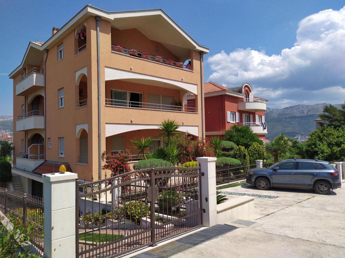 Apartmani Skejic Spalato Esterno foto