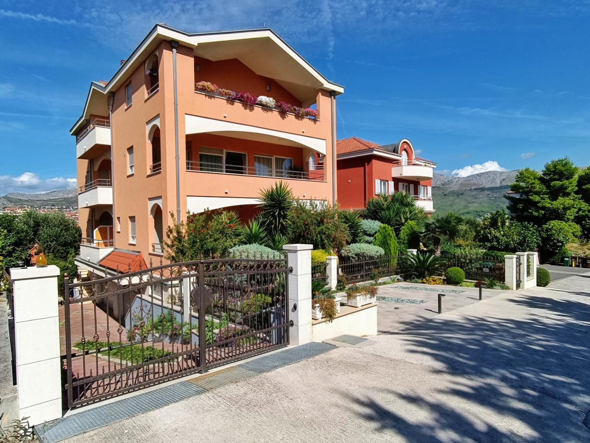 Apartmani Skejic Spalato Esterno foto